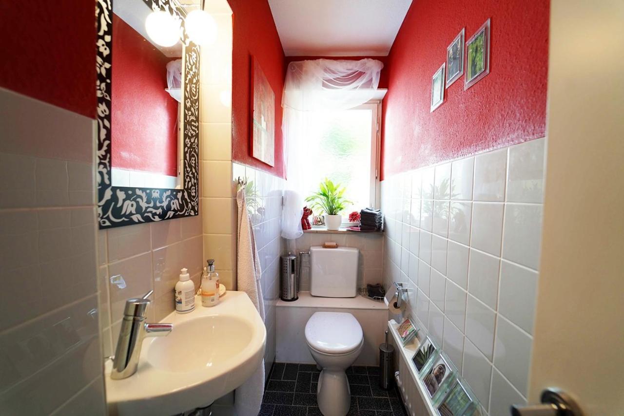Ferienwohnung Im Haus Lotus Mit Grossem Balkon Und Garten Bad Urach Zewnętrze zdjęcie